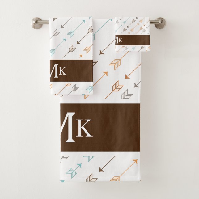 Chic Brown und Turquoise Tribal Arrow Mit Monogram Badhandtuch Set (Insitu)