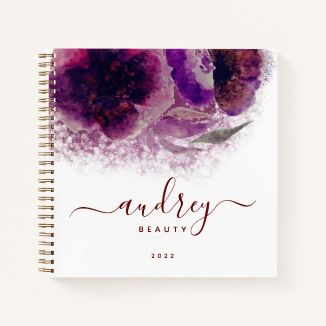 Chic Burgundy Bloral Signature Mit Monogramm Notizbuch (Vorderseite)