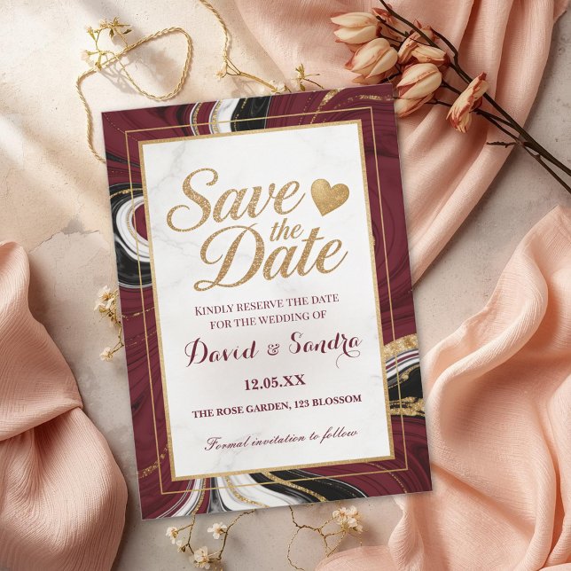 Chic Burgundy Gold Agate Marble Modern Wedding  Save The Date (Von Creator hochgeladen)