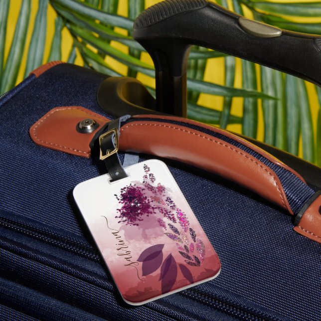 Chic Burgundy Watercolor Floral Monogram Gepäckanhänger (Vorderseite Insitu 1)