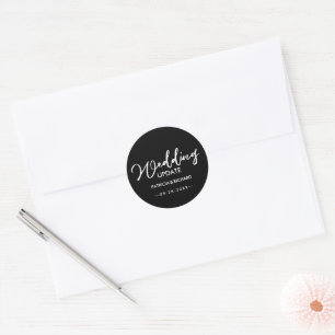 Chic Calligraphy Wedding Update Classic Runder Aufkleber