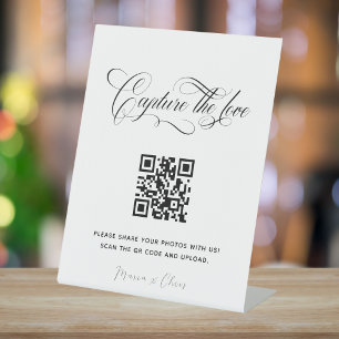 Chic Calligrpahy Capture the Liebe QR code Wedding Sockelschild