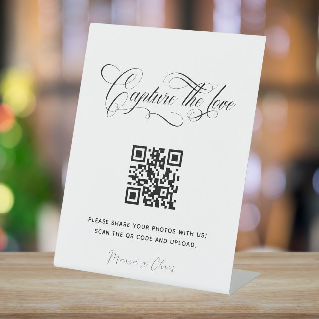 Chic Calligrpahy Capture the Liebe QR code Wedding Sockelschild (Von Creator hochgeladen)