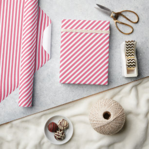 Chic Candy Pink Red White Stripes Muster Geschenkpapier