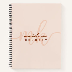 Chic Clay und Beige Moderne Monogramm Notizbuch