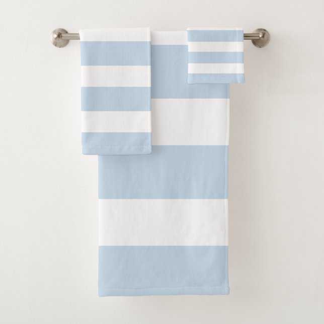 Chic Columbia Blue and White Stripes  Badhandtuch Set (Insitu)