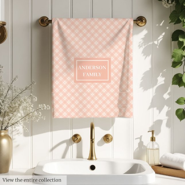 Chic Coral Plaid Towel Set Modern Minimalist Gift (Chic Coral Plaid Towel Set Modern Minimalist Gift)