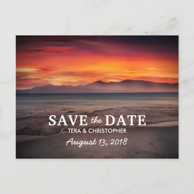 Chic Destination Sunset Beach Save the Date Ankündigungspostkarte (Vorderseite)