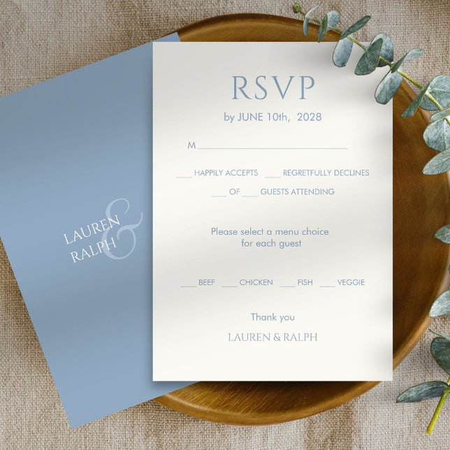 Chic Dusty Blue Monogram Wedding RSVP (Von Creator hochgeladen)