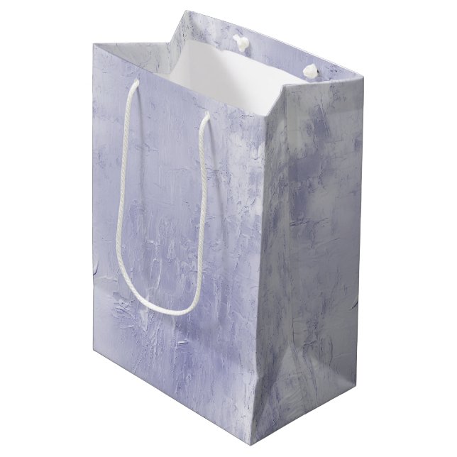 Chic Dusty Lavender Lila Mittlere Geschenktüte (Vorderseite Schrägansicht)