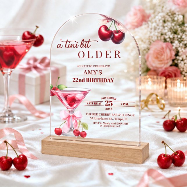 Chic Ein Tini Bisschen Älterer Kirsch Martini 22.  Acryleinladungen (Von Creator hochgeladen)