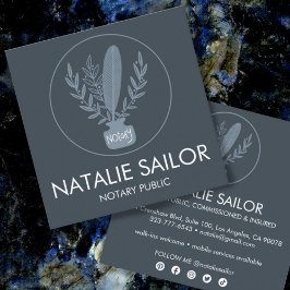 Chic Elegant Botanical Quill Logo Notary Public Quadratische Visitenkarte