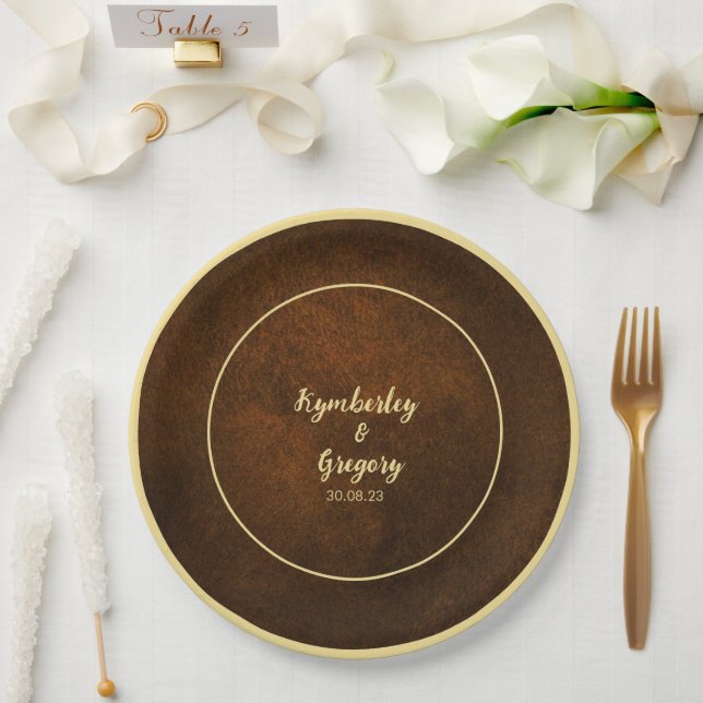 Chic Elegant Dark Brown Textured Gold Akzent Pappteller (Hochzeit)