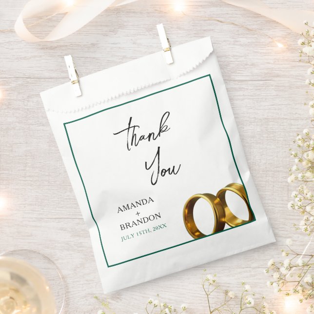 Chic Emerald Green Gold Rings Wedding Geschenktütchen (Ausgeschnitten)