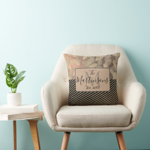 Chic Feathers mit Monogram-Familie aus goldenen St Kissen