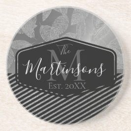 Chic Feathers with Silver Stripes Monogram Family Getränkeuntersetzer