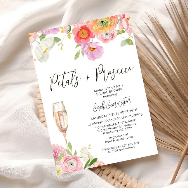 Chic Floral Petals Prosecco QR Code Brautparty Einladung (Floral Petals and Prosecco bridal Shower Invitation Template, Champagne Petals Prosecco QR Code)