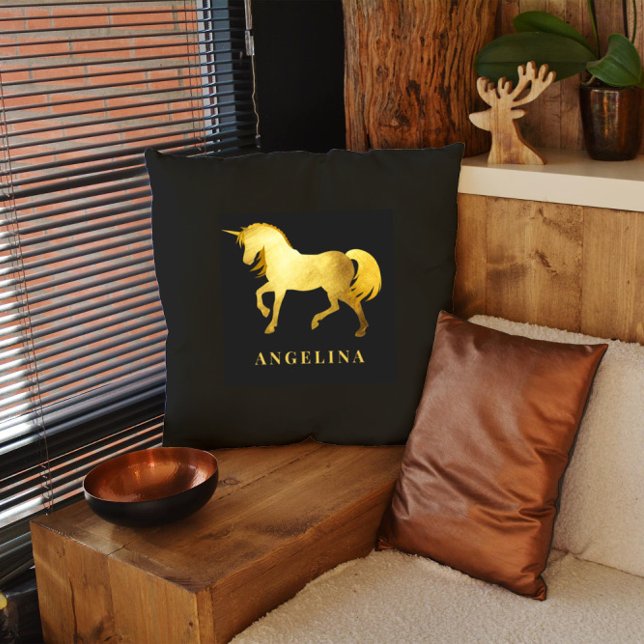 Chic Girly Luxury Black Gold Unicorn Personalisier Kissen (Von Creator hochgeladen)