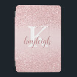 Chic Girly Rose Gold Glitzer Sparkname Monogram iPad Mini Hülle<br><div class="desc">Modernes, mädchenhaftes Gold-Glitzer-Motiv mit glänzender Rose, mit Monogramm und handgeschriebenem Skriptnamen, der auf dem Namen besonders funkelnd ist. ÄNDERUNGEN: Sie können den Textstil, die Textgröße, die Farbe oder die Platzierung ändern oder eine andere Hintergrundfarbe für ein individuelles Schriftart auswählen, indem Sie auf ANKÜNFTIG AUSFÜHREN klicken. Kontaktieren Sie den Designer über...</div>