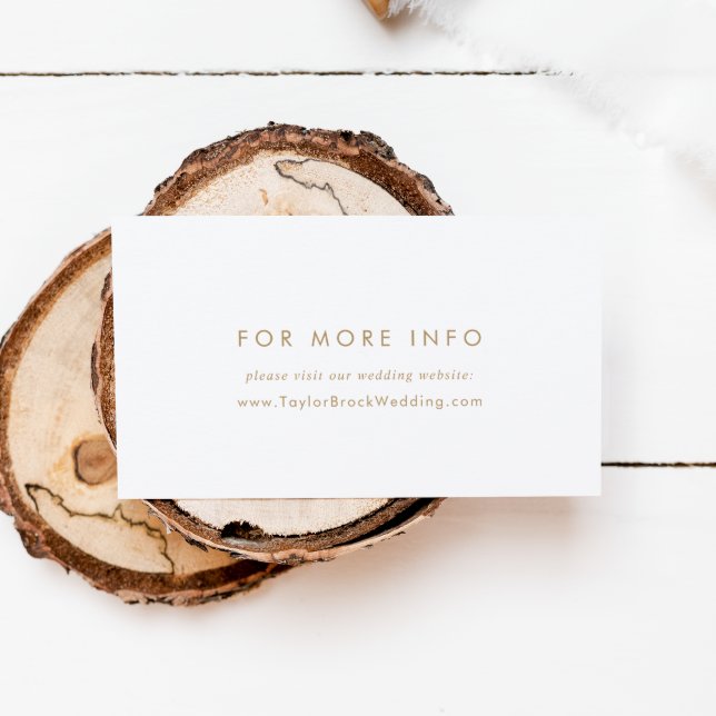 Chic Gold Typografy Wedding Website Begleitkarte (Von Creator hochgeladen)