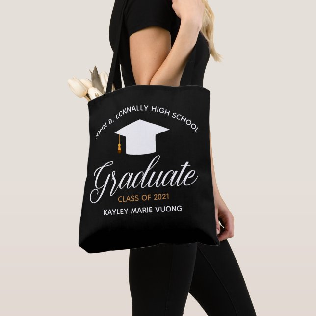 Chic Graduate Personalisiert Class of 2025 Black (Von Nahem)