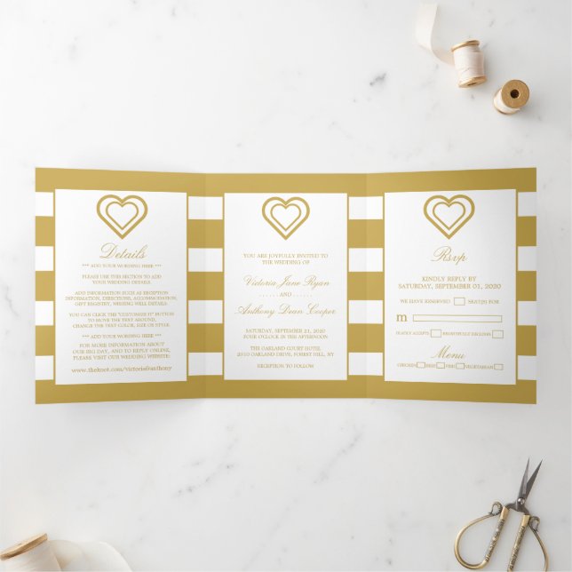 Chic Heart, Gold gestreifte Hochzeitssuite Dreifach Gefaltete Einladung (Innenseite)