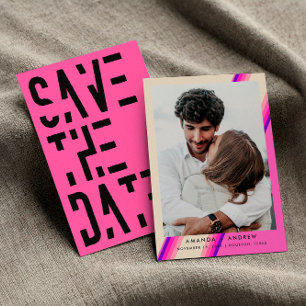 Chic Hellrosa 70er Retro-Typografie Streifen Hochz Save The Date