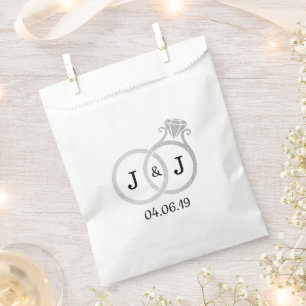 Chic Imitate Silver Foil Monogram Wedding Rings Geschenktütchen