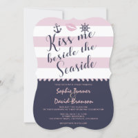 Chic Kiss Me neben den Strandstreifen