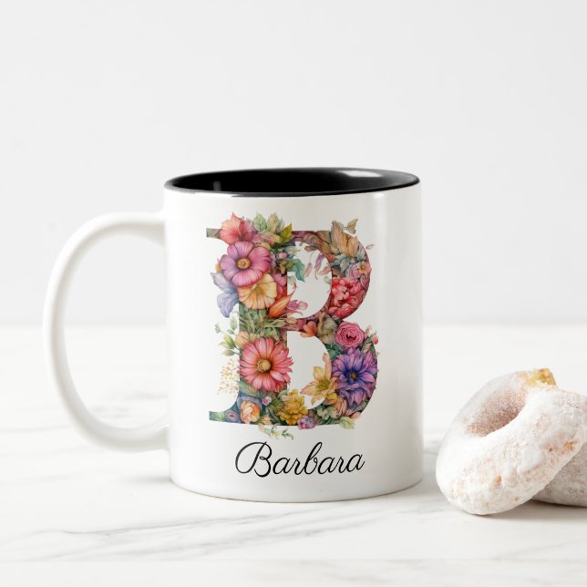 Chic Letter B | Monogramm für den Whimsikfloralbri Zweifarbige Tasse (Mit Donut)