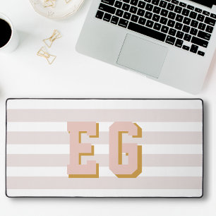 Chic Light Pink Preppy Monogram Initials Schreibtischunterlage