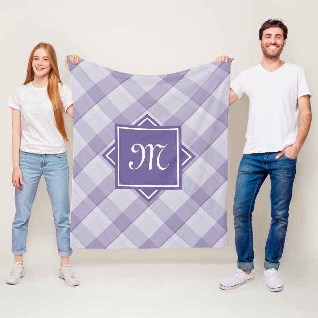 Chic Lila Kariert mit moderner Diagonal-Monogramm Fleecedecke (Beispiel)