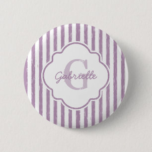 Chic Lila Painted Stripes Monogramm und Name Button