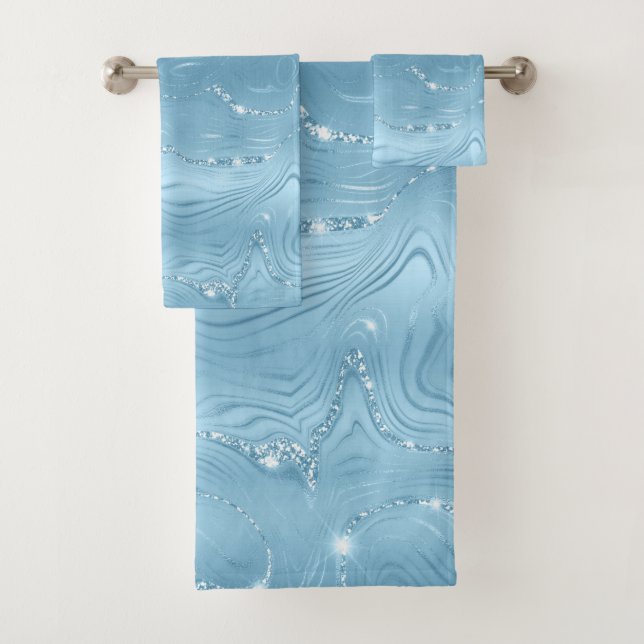Chic Luxury Baby Blue Silver Glitzer Badhandtuch Set (Insitu)