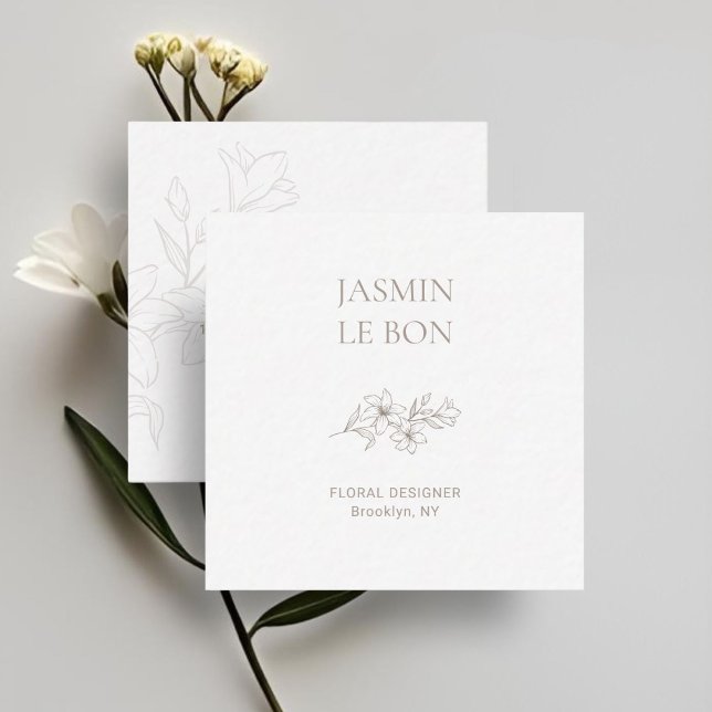 Chic Minimal Floral Square Business Card Quadratische Visitenkarte (Von Creator hochgeladen)