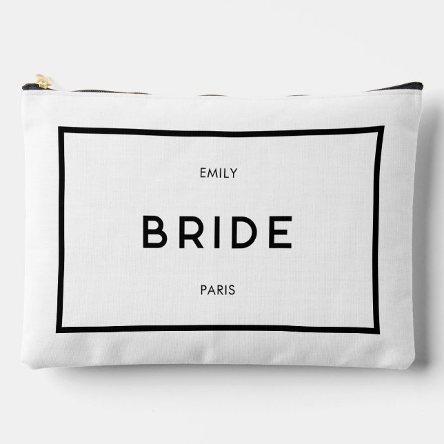 Chic Minimal French Black & White Bride Name Zubehörtasche (Vorderseite)