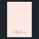 Chic Modern Blush Signature Name Tischnummer<br><div class="desc">Hübsche Feineinstellung des Farbcodes für den rot-rosa Hintergrund mit einem personalisierten Textdesign mit Handbuchstaben. Passen Sie den eleganten Kalligrafiestil,  die Größe und die Farbe je nach Bedarf an.</div>