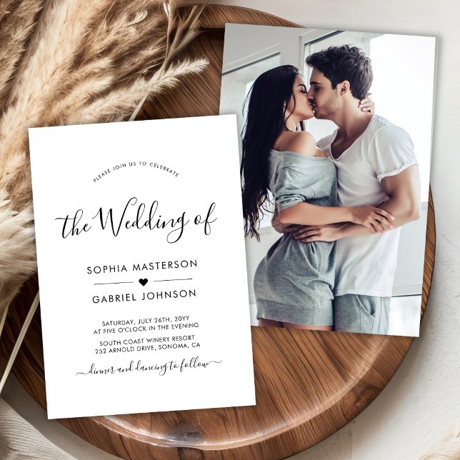 Chic Modern Calligraphy Script Heart Foto Wedding Einladung (Von Creator hochgeladen)