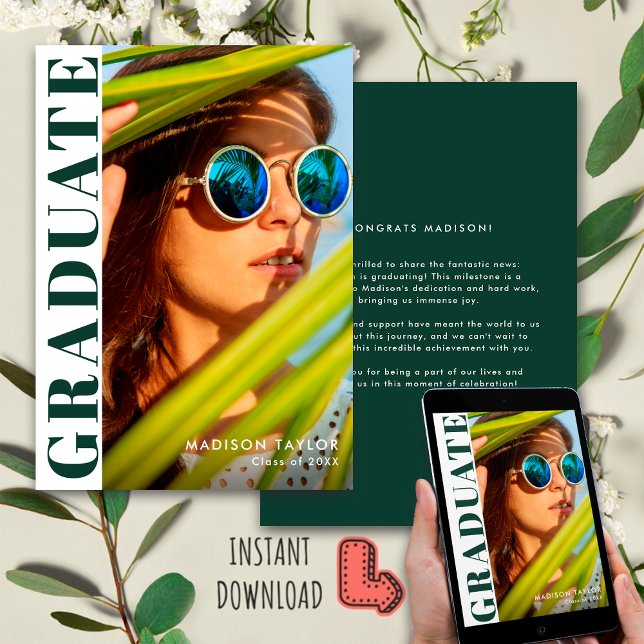 Chic Modern Emerald Green White Foto Abschluss Ankündigung (Von Creator hochgeladen)