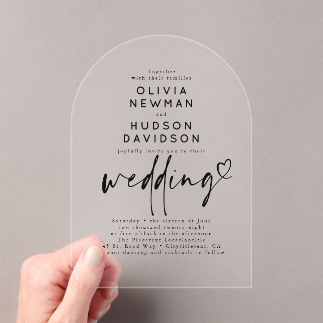 Chic Modern Minimalistisch Heart Typografy Wedding Acryleinladungen (Insitu (Handheld))
