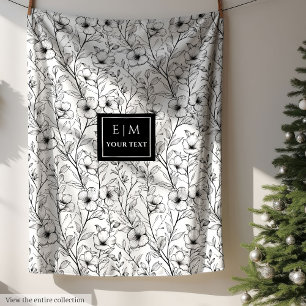 Chic monochrome Blumendecke mit individuelle Name Fleecedecke