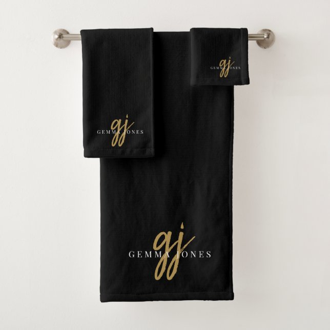 Chic Monogram Gold Script Name Black Badhandtuch Set (Insitu)