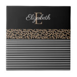 Chic Monogram Leopard Print Fliese<br><div class="desc">Chic und hübscher Leopardruck in Monogramm und schwarz-weiß gestreifte dekorative Fliesen. Personalisieren Sie sie mit Ihrem Monogramm-Namen und dem Initialnamen. Entworfen für Sie von BlackBerry Boulevard.</div>