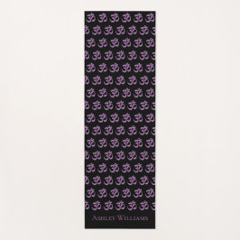 Chic Monogram Lila Om Symbol Muster Black Yoga Yogamatte