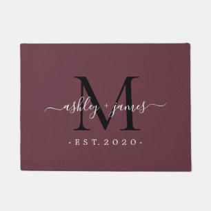 Chic Monogram Names Year etablierte Burgundy Fußmatte