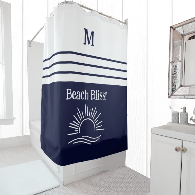 Chic Monogram Navy White Stripes Beach House Duschvorhang (Von Creator hochgeladen)
