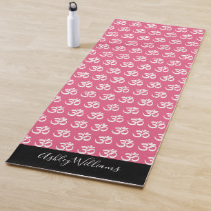 Chic Monogram Om Symbol Muster Pink Schwarz Yogamatte