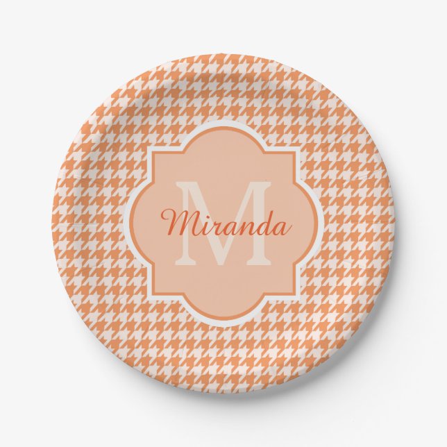 Chic Monogram Orange Hahnentrittmuster mit Name Pappteller (Vorderseite)