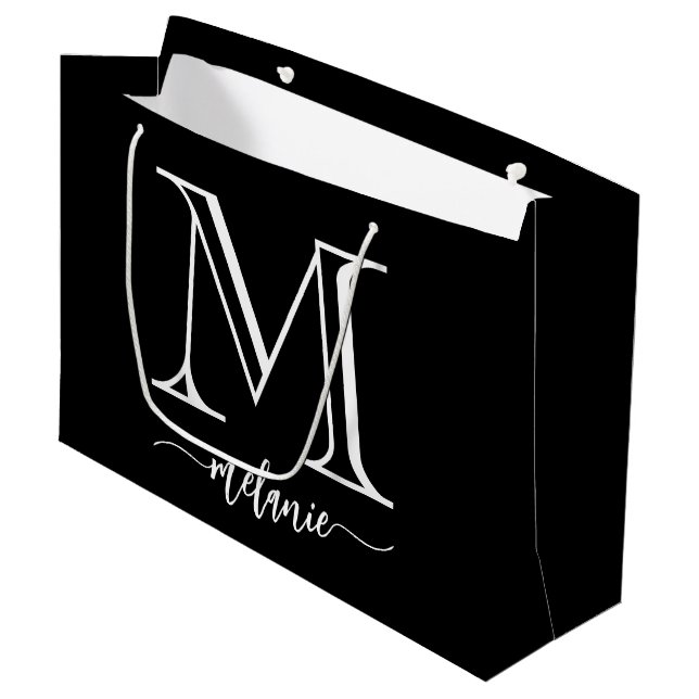 Chic Monogram Schwarz-weiß Large Gift Bag Große Geschenktüte (Vorderseite Schrägansicht)