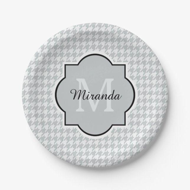 Chic Monogram Soft Grau Hahnentrittmuster mit Name Pappteller (Vorderseite)